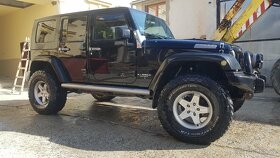 prodám Jeep wrangler rubicon JK možný odpočet DPH - 6
