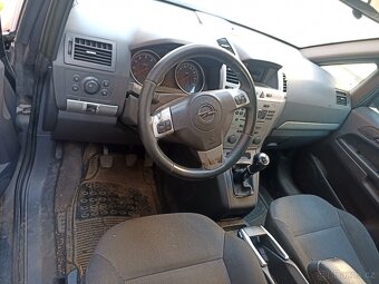 Prodám Opel zafira 2010 7 mistné viz foto - 6