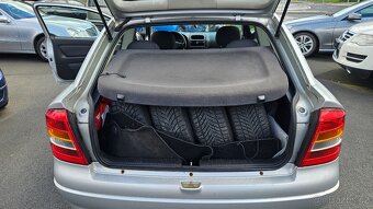 Opel Astra 1,6i - 6