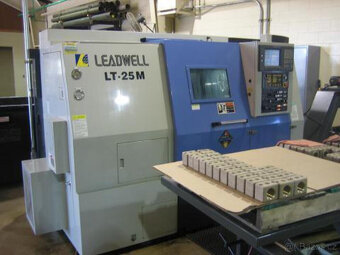 CNC soustruh Leadwell LT-25M, 2001 - dopravník třísek, koník - 6