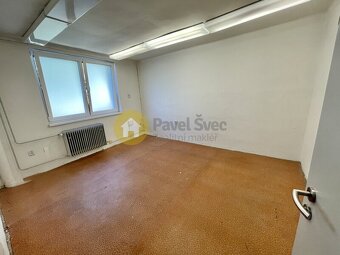 Pronájem kanceláře 15 m2 a skladu 17 m2, ul. Pekárenská - Č. - 6
