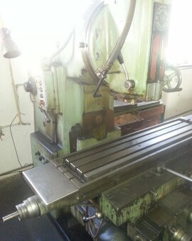 Frézka svislá 6 P 12 (7078.) - 6