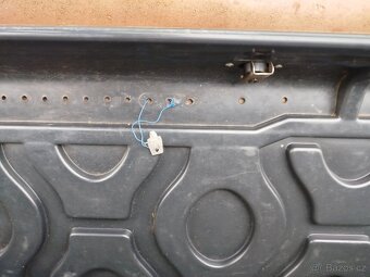 Střešní autobox  Neumann Whale - 6