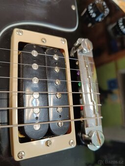 Epiphone Les Paul Junior Electric Guitar - Ebony Black - 6