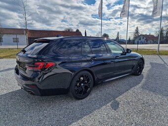Prodám — SLEVA — BMW 530i,M Sport , 2021, HUP, PANO, LASER - 6