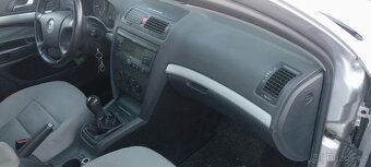 Škoda octavia kombi 1.6 fsi 2005 - 6