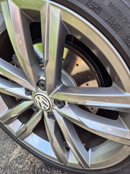 Prodám Volkswagen Passat B8 2.0Tdi 110kW 2017 R-line - 6