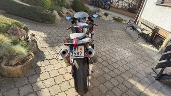 Aprilia RSV 1000 R - 6