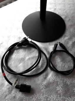Lenovo T2254p 22" ThinkVision HDMI VGA DP - 6