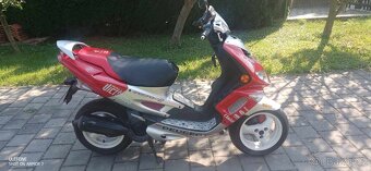 Peugeot SPEEDFIGHT 100, r. v. 2007 - 6