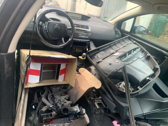 Citroen c4 1,6 hdi 80kw na ND - 6