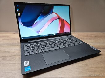 15,6" FHD_LENOVO V15 G3_i3-1215U_8GB_256GB SSD_WIN 11 - 6