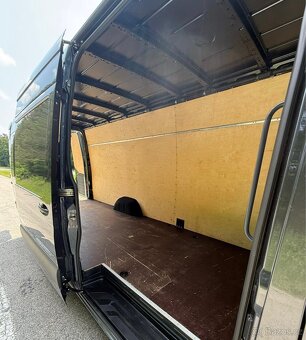 Mercedes Sprinter 907 Long Maxi 319 CDI V6 3.0 CDI 190 HP - 6