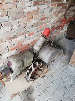 Historický motokultivator made in Swiss - 6