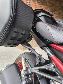 Kawasaki Z900 - 6