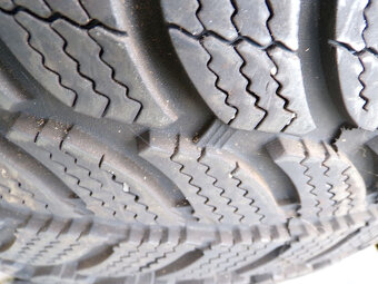 zimní pneumatiky s disky 195/60R15 - 6