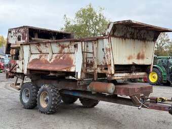 Rozmetadlo hnoje RMA 8 2 nápravy PLNĚ FUNKČNÍ - 6