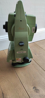 Tachymetr Leica TCRA 1103 Plus s příslušenstvím a pouzdrem - 6