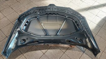 Škoda Superb 3 Kapota motoru 3V0823155A - 6