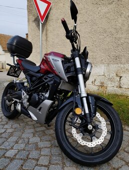 Honda cb125r - 6