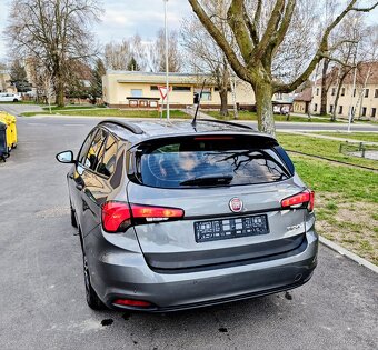 Fiat tipo Combi 1.4 16V 70 kW - 6