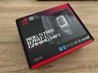 Základní deska ASUS s procesorem Intel Core i3 - 6