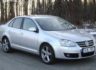 VW JETTA 2009 - 6