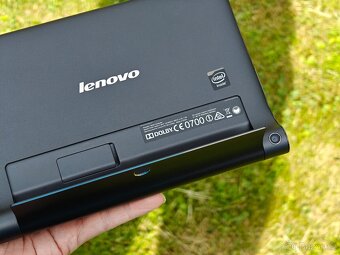 Windows tablet Lenovo Yoga - 6