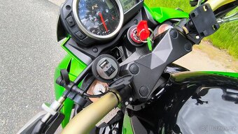 Kawasaki Z750 R - 6