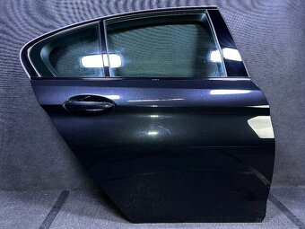 BMW G30 kompletni dvere 475 black-sapphire metallic - 6