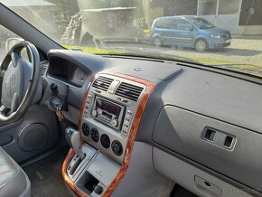 Kia Carnival 7 míst automat - 6