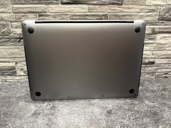 MacBook Pro 13" 2020 i7 / 16GB / 500GB DPH - 6