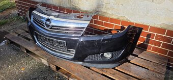 Opel Astra H, 04-09 xenon světla,nárazník,blatníky černá - 6