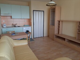 Prodej bytu 1+kk, 25 m² – Praha 10 - 6