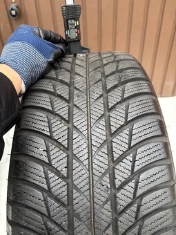 Mercedes R18 C-class Zimní Bridgestone 225/45 - 6