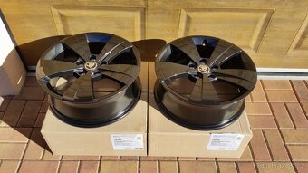NOVÉ or. ALU kola ŠKODA Superb / VOLKSWAGEN Passat 5x112 R17 - 6