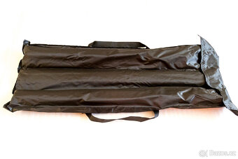 Konstrukce pro uchycení pozadí. - 6