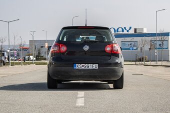 Volkswagen Golf 2.0 TDI Comfortline DSG - 6