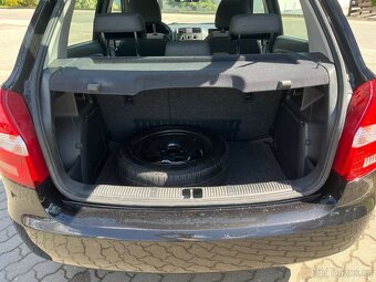 Škoda Fabia 1,2 manuál 1. Majitel 56 tis km 2015 - 6