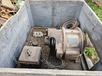 Historický pásový motor AEG 2.2kW k cirkulárce - 6