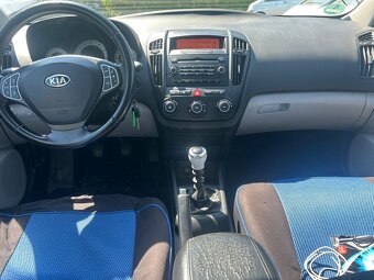 Kia cee'd  Ceed Kombi 1.4i benzín - 6