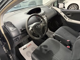 Toyota Yaris 1,3 VVT-i AUTOMAT KLIMA - 6