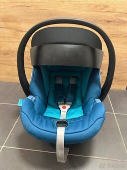 Cybex Aton 5 a základna Cybex Aton Base 2-fix - 6