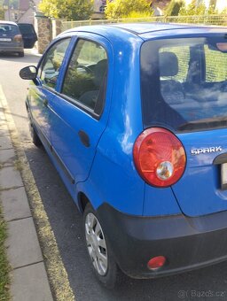 Chevrolet spark 0.8 - 6
