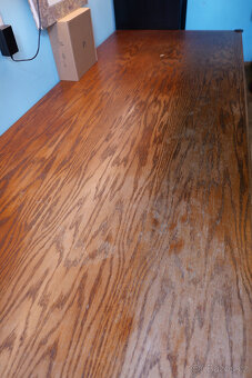 Stěna do pracovny - psací stůl a kancelářské skříněmi spojen - 6