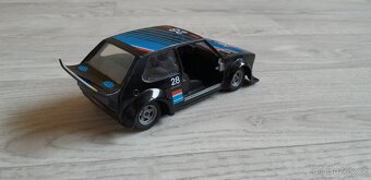 autíčka - modely Polistil Itálie 1/24 na díly - 6