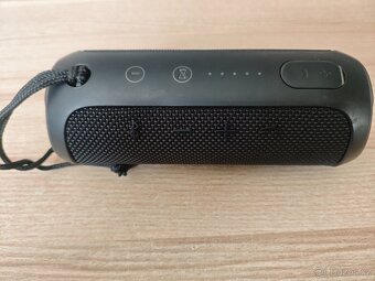 Podám reproduktor JBL - 6