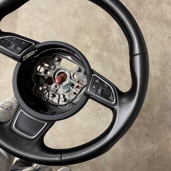 Kožený volant Audi A1,A3,A6,A7 zachovalý - 6