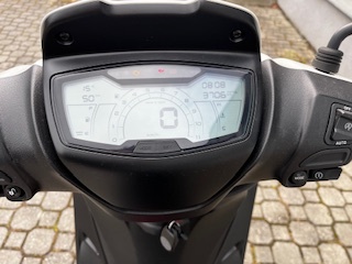Piaggio Medley 125 - 6