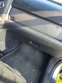 CR - V - 6